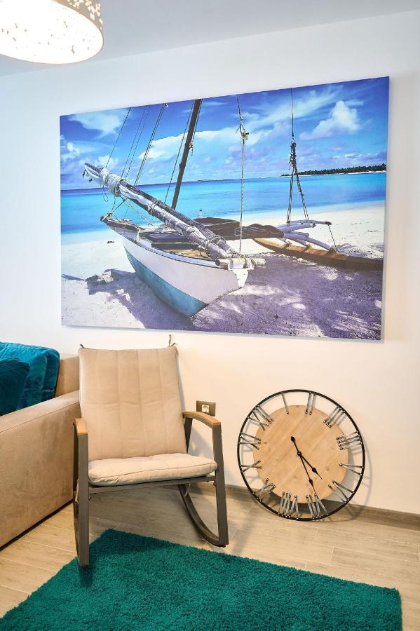 Azurre Apartment Spa And Pool Beach Resort Mamaia Extérieur photo