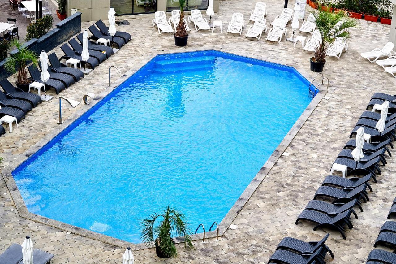 Azurre Apartment Spa And Pool Beach Resort Mamaia Extérieur photo